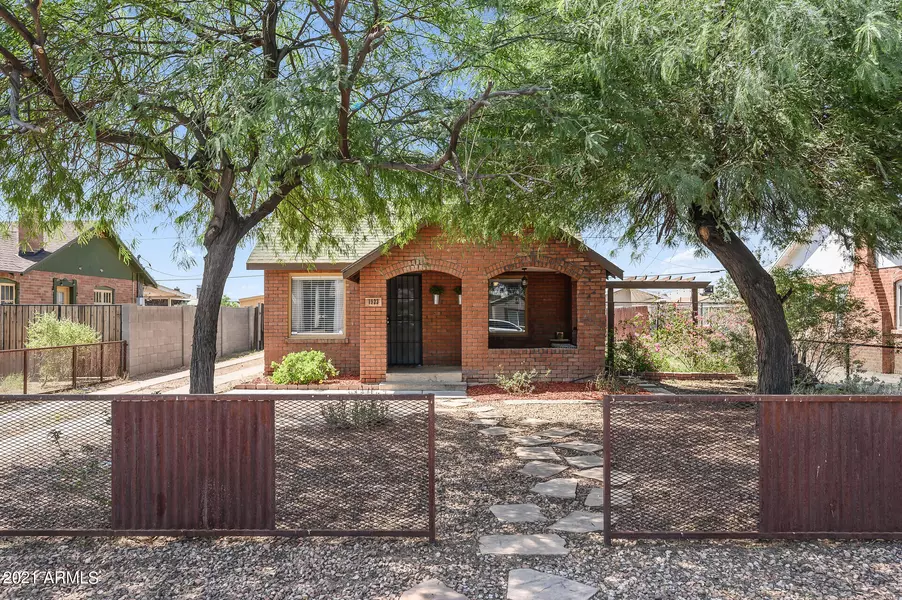 1923 W PALM Lane, Phoenix, AZ 85009