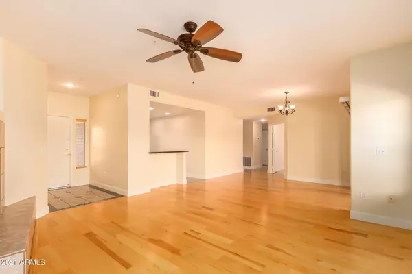 Scottsdale, AZ 85255,19700 N 76TH Street #2011