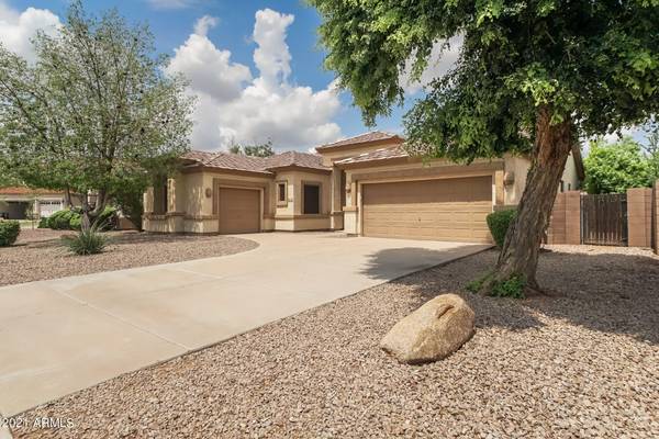 Gilbert, AZ 85296,2830 E ESTRELLA Court