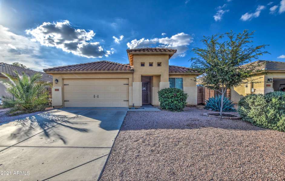 35508 N SHORTHORN Trail, San Tan Valley, AZ 85143