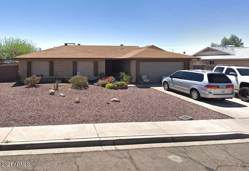4709 W PARADISE Lane, Glendale, AZ 85306