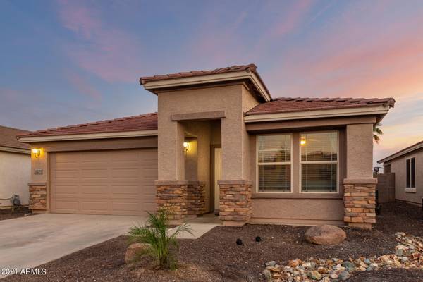 San Tan Valley, AZ 85140,1071 E LESLIE Circle