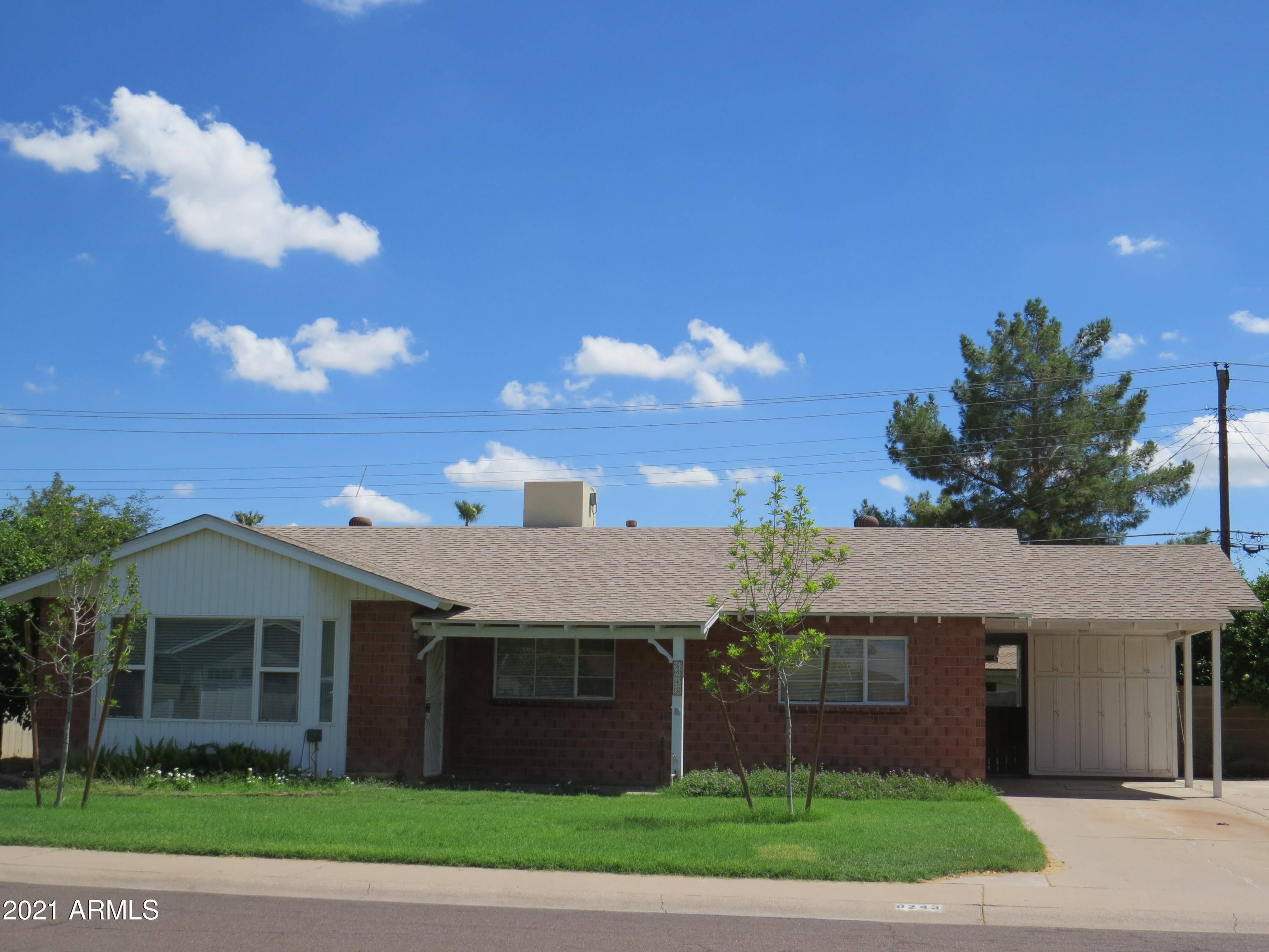 8243 E Montecito Avenue, Scottsdale, AZ 85251