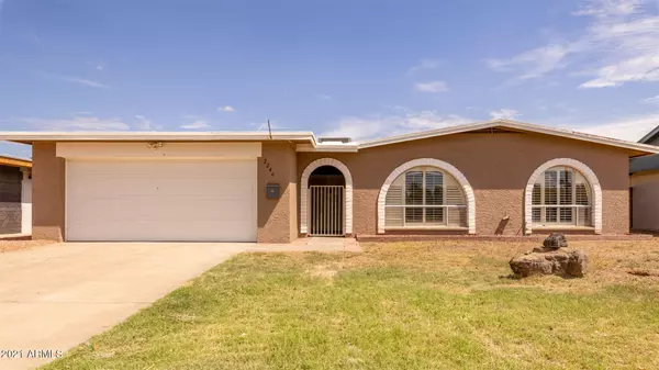 2246 W LARKSPUR Drive, Phoenix, AZ 85029