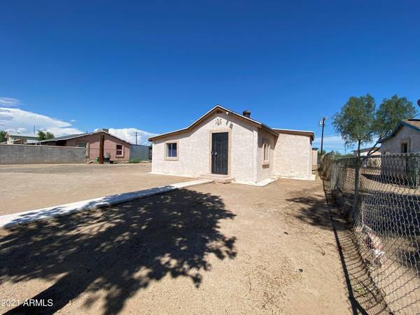 Wittmann, AZ 85361,32015 N ASH Street