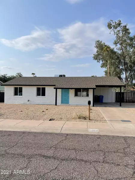 1724 W VOLTAIRE Avenue, Phoenix, AZ 85029