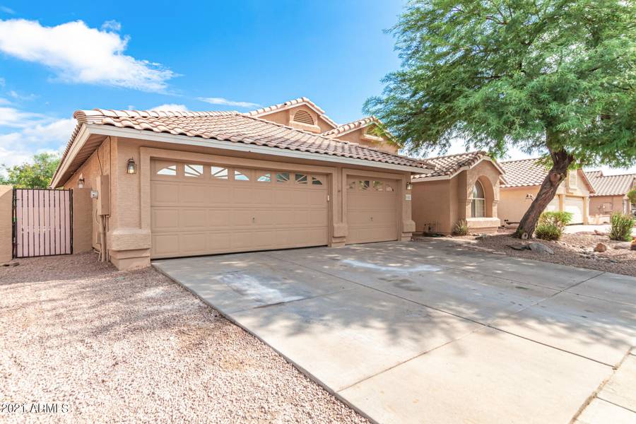 5842 W CINNABAR Avenue, Glendale, AZ 85302