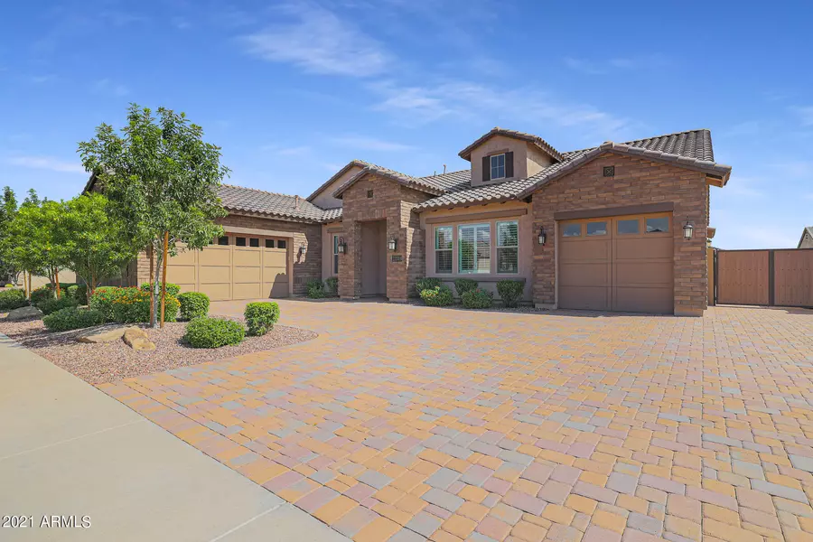 22319 E RUSSET Road, Queen Creek, AZ 85142