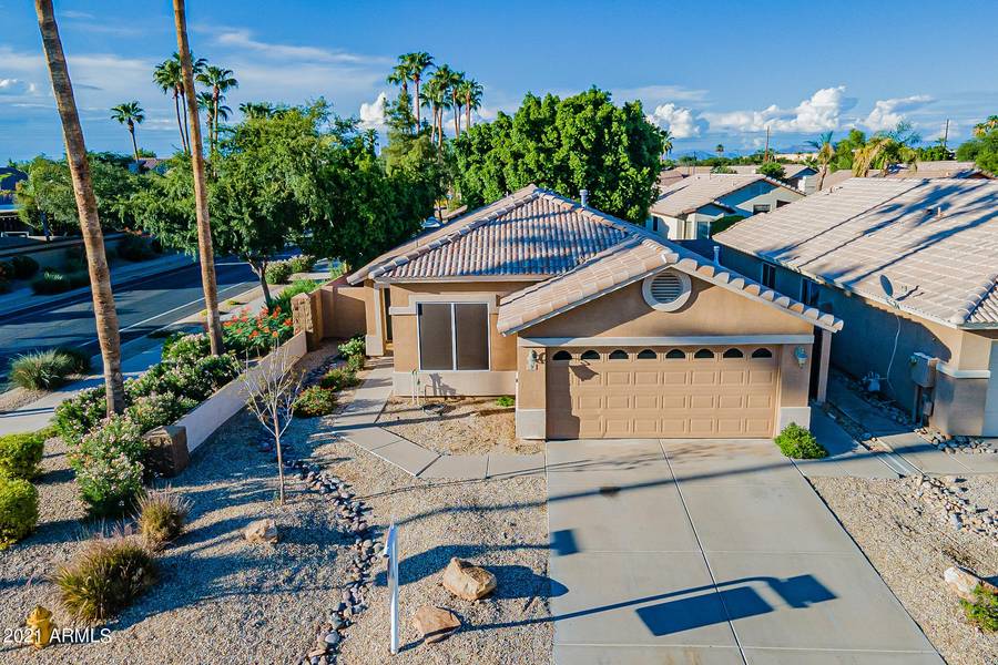 256 W OXFORD Lane, Gilbert, AZ 85233