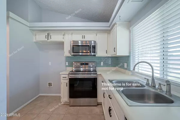 Chandler, AZ 85225,1429 E IRONWOOD Drive