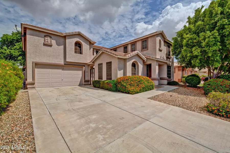 13984 W WOODBRIDGE Avenue, Goodyear, AZ 85395