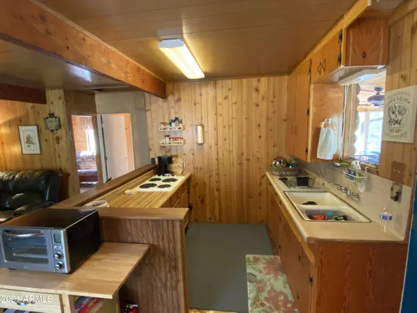 Crown King, AZ 86343,18 S Summer Homes Road