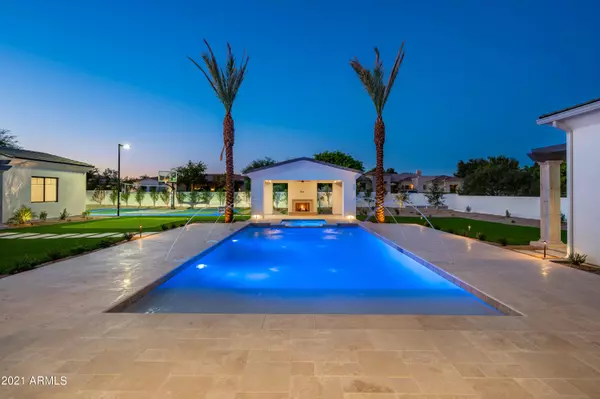 Paradise Valley, AZ 85253,6940 E SUNNYVALE Road