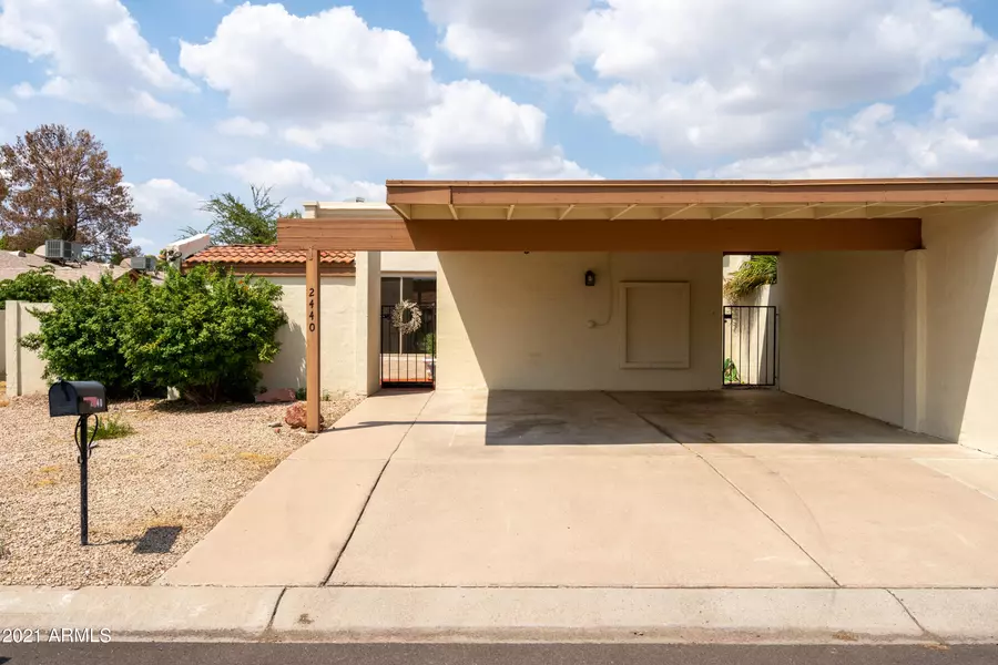 2440 W WILLOW Avenue, Phoenix, AZ 85029