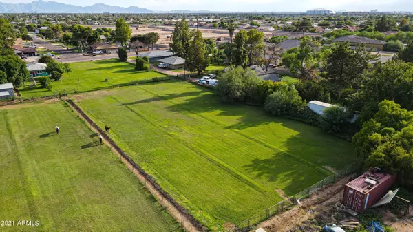 Glendale, AZ 85303,7934 W ORANGEWOOD Avenue