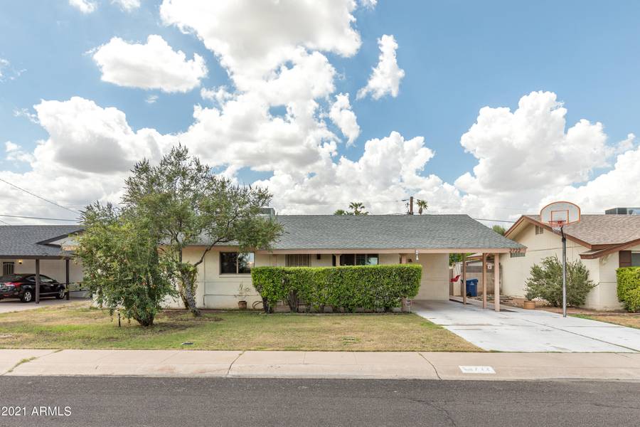 2722 S JENTILLY Lane, Tempe, AZ 85282