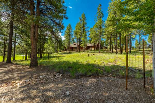 Flagstaff, AZ 86005,3933 S CLUBHOUSE Circle #308