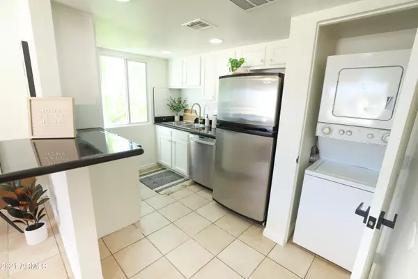 Phoenix, AZ 85022,12440 N 20TH Street #215