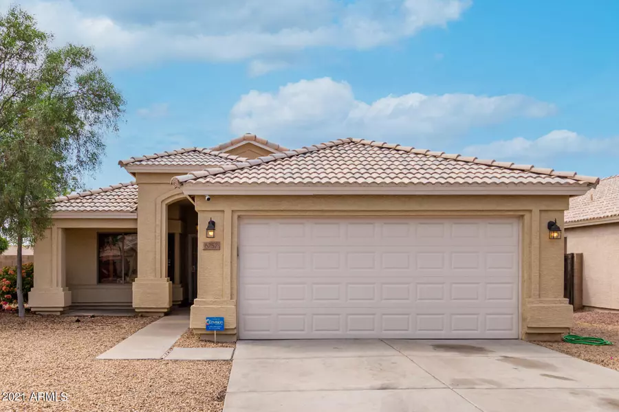 6757 W GARDENIA Avenue, Glendale, AZ 85303