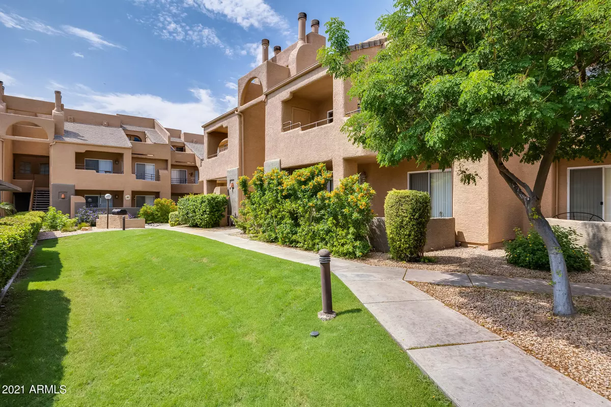 Phoenix, AZ 85032,3845 E GREENWAY Road #218