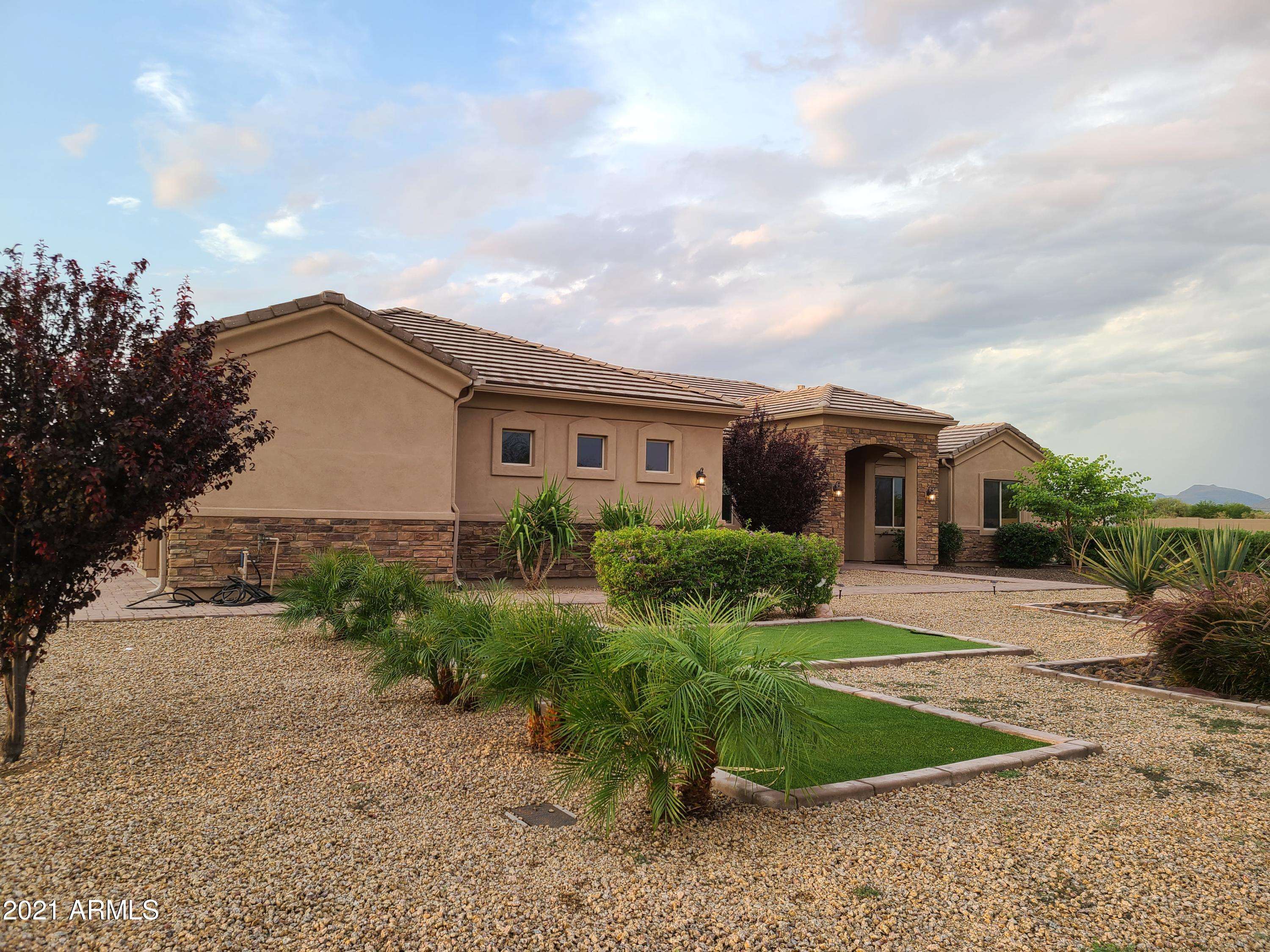 Phoenix, AZ 85086,2812 W IRVINE Road