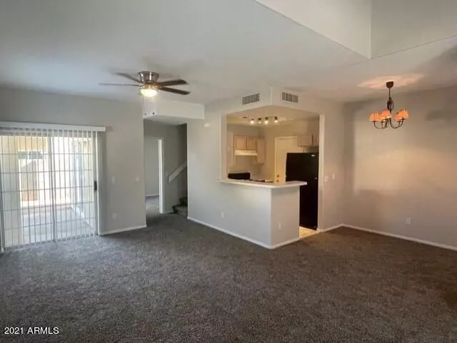 1020 W PISCES Drive, Tempe, AZ 85283