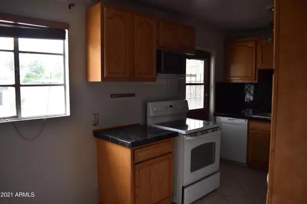Phoenix, AZ 85008,3226 E VIRGINIA Avenue