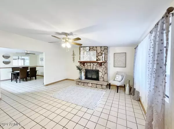 Sierra Vista, AZ 85635,1048 CARL HAYDEN Drive