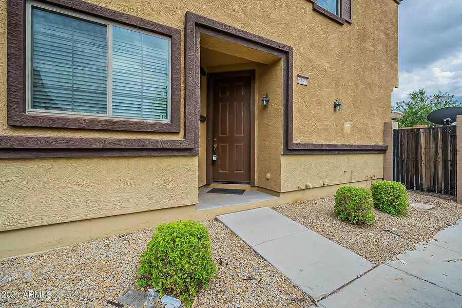 8173 W Groom Creek Road, Phoenix, AZ 85043