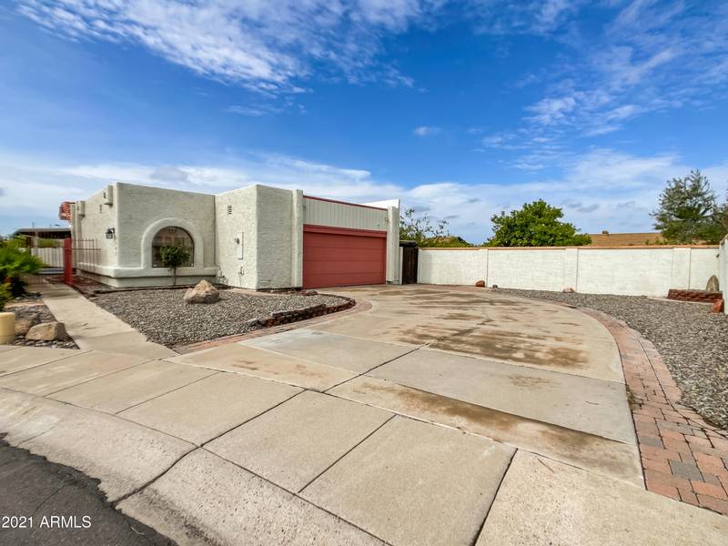 5147 W MISSION Lane, Glendale, AZ 85302