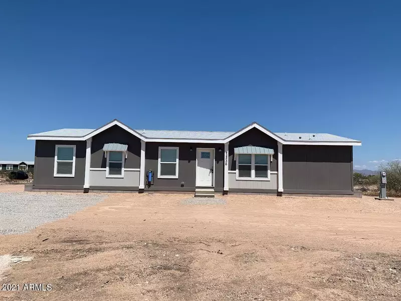 42536 W EARLL Drive, Tonopah, AZ 85354