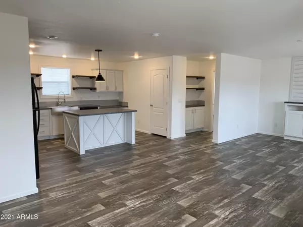 Tonopah, AZ 85354,42536 W EARLL Drive