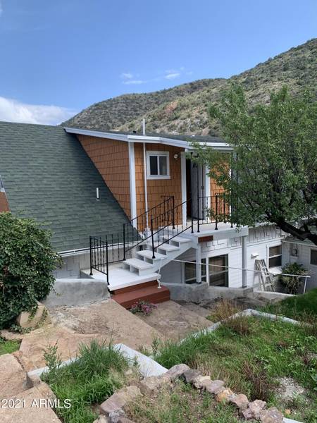 114 Quality Hill Road, Bisbee, AZ 85603