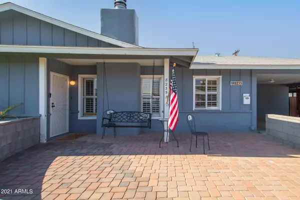 Scottsdale, AZ 85257,8235 E CAMBRIDGE Avenue