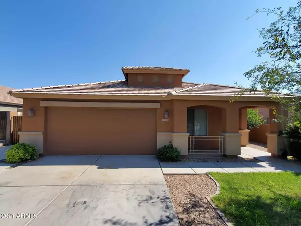 1705 E MONTELEONE Street, San Tan Valley, AZ 85140