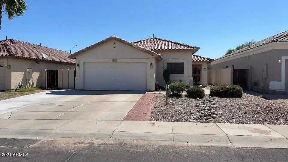 877 S HONEYSUCKLE Lane, Gilbert, AZ 85296