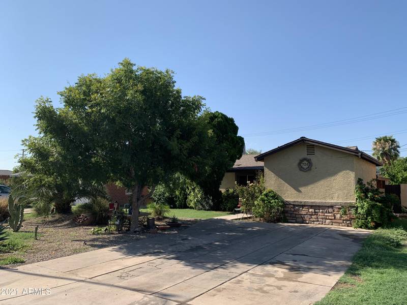 726 E DANA Avenue, Mesa, AZ 85204