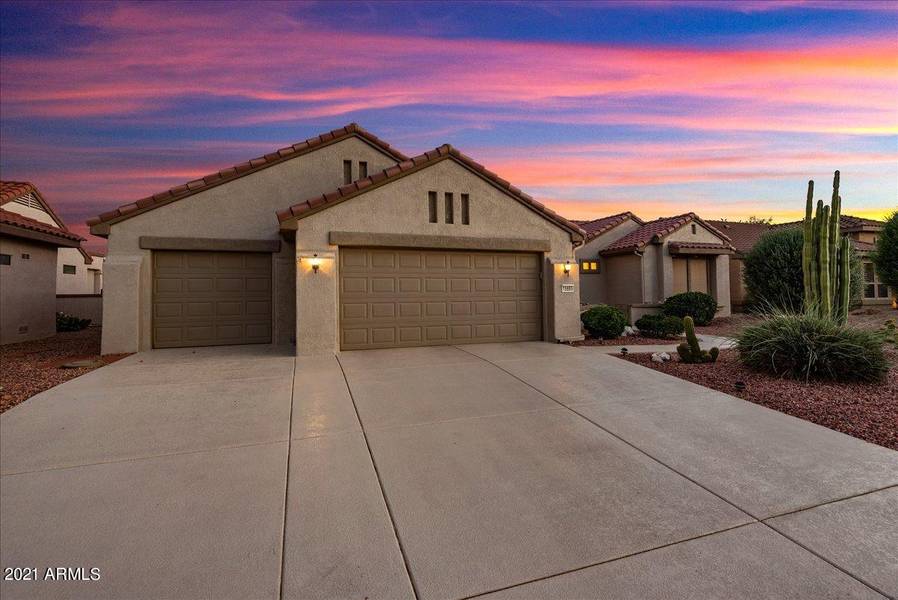 15665 W AUTUMN SAGE Drive, Surprise, AZ 85374