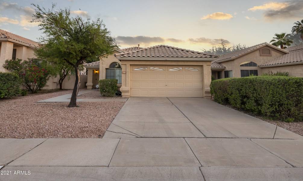 1705 E BARBARITA Avenue, Gilbert, AZ 85234