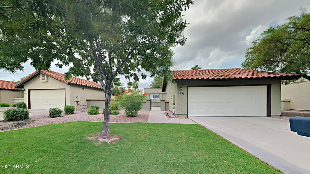 2238 E FAIRVIEW Avenue, Mesa, AZ 85204