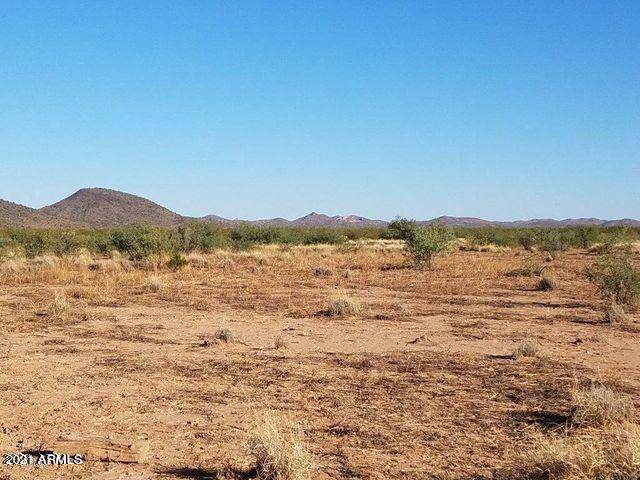 33102 W CAREFREE Highway #-, Wickenburg, AZ 85390