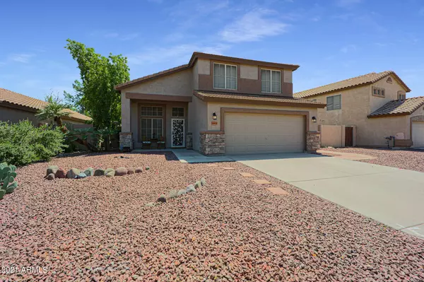 843 W BRUCE Avenue, Gilbert, AZ 85233