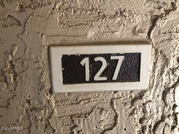 Phoenix, AZ 85016,5132 N 31st Way #127