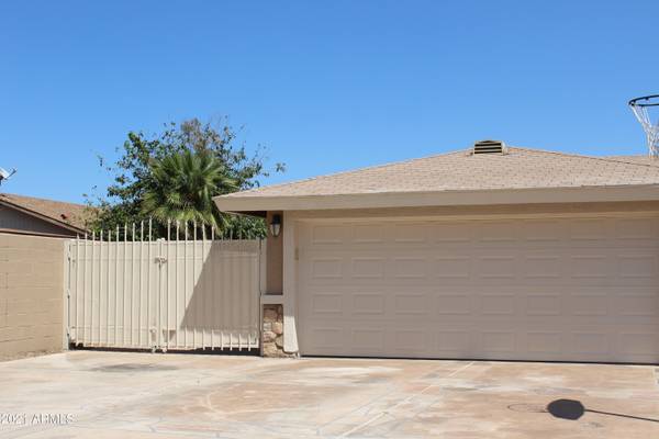 Mesa, AZ 85204,1035 S MILLER Road