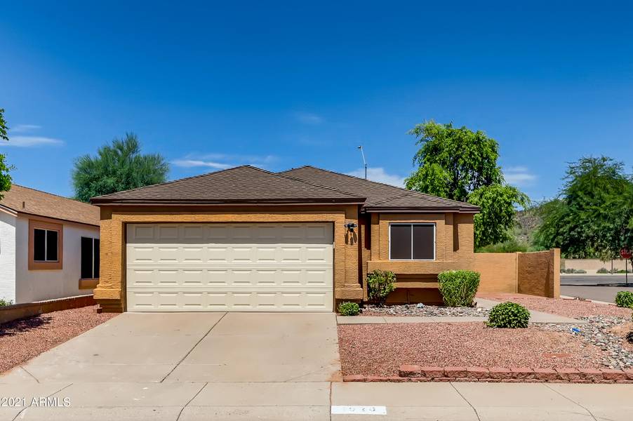 4020 W VILLA LINDA Drive, Glendale, AZ 85310