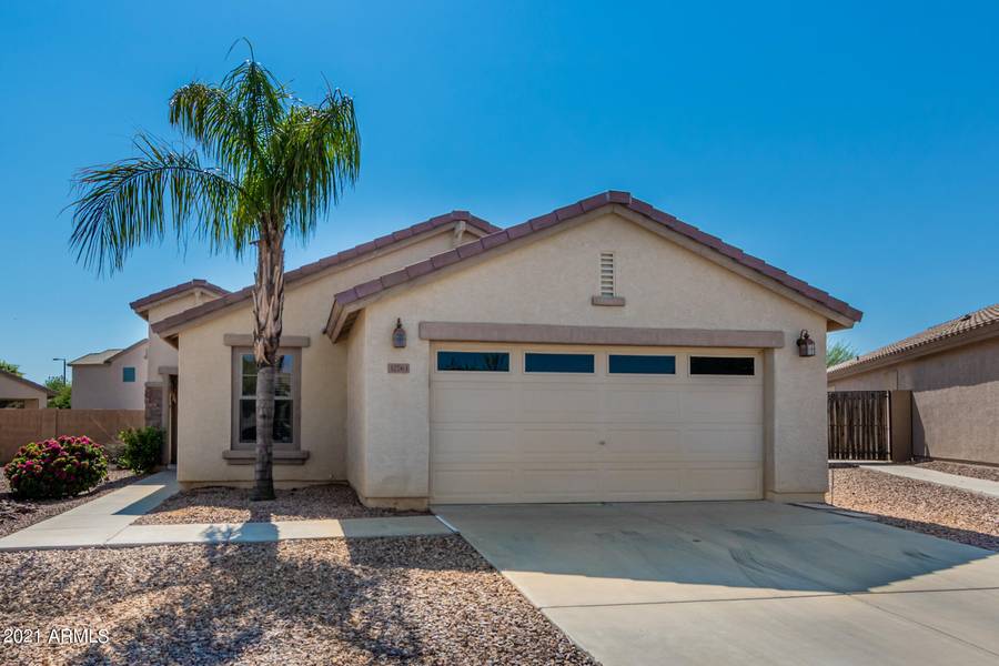 32763 N QUARRY HILLS Drive, San Tan Valley, AZ 85143