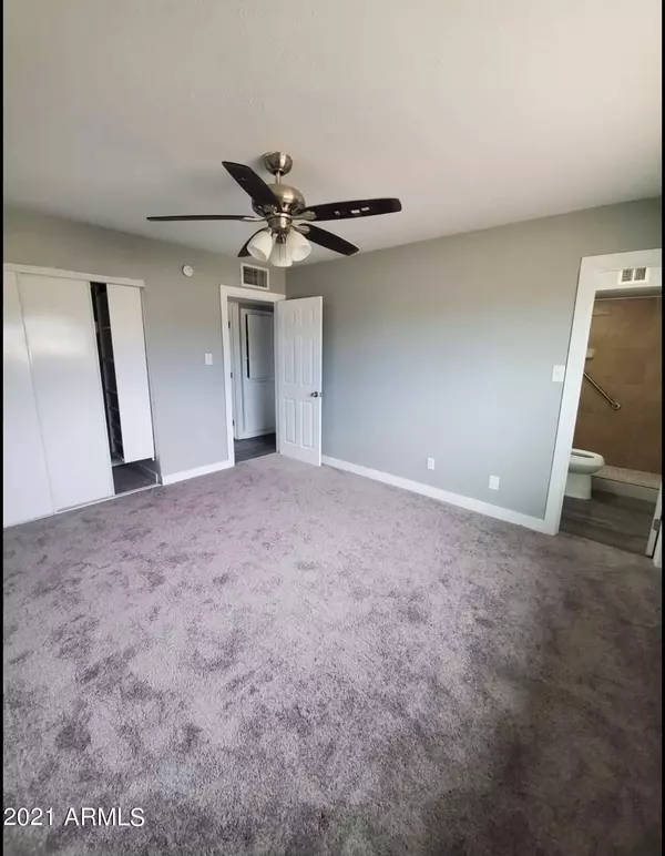 Phoenix, AZ 85031,4830 W OSBORN Road