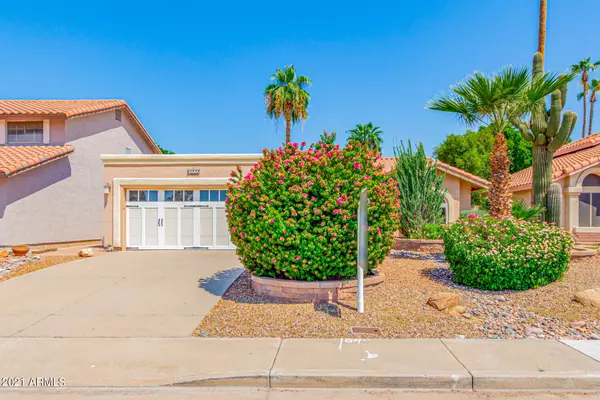 4222 E FRYE Road, Phoenix, AZ 85048