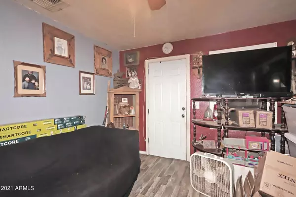Coolidge, AZ 85128,1053 S 3RD Street