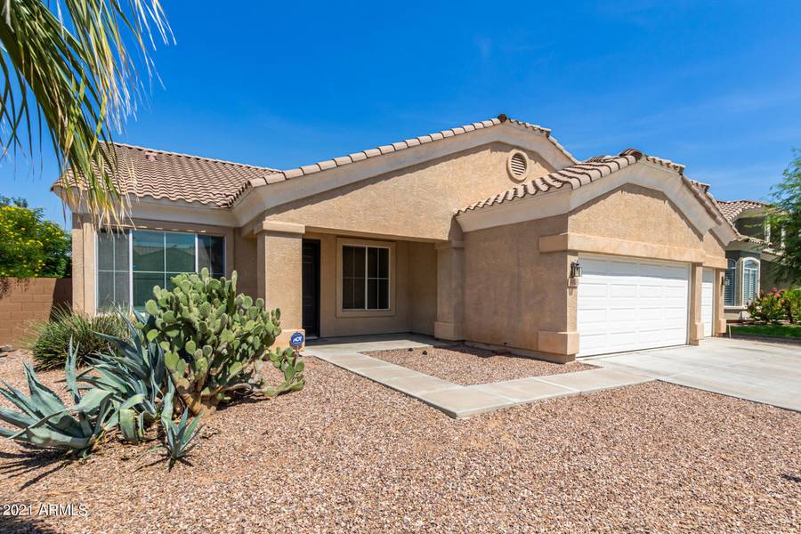 3316 W IAN Drive, Laveen, AZ 85339